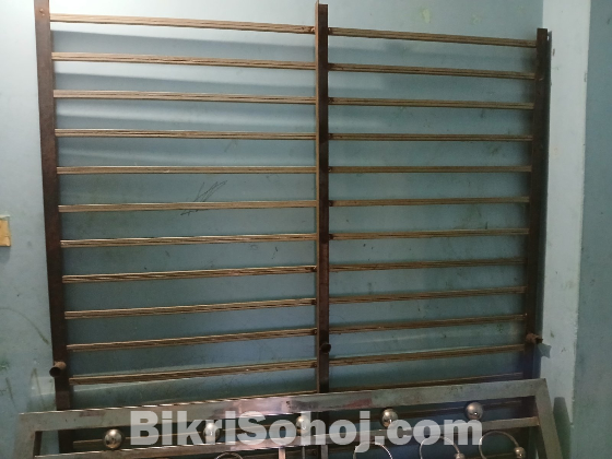 বড় খাট সম্পূর্ণ স্টিলের